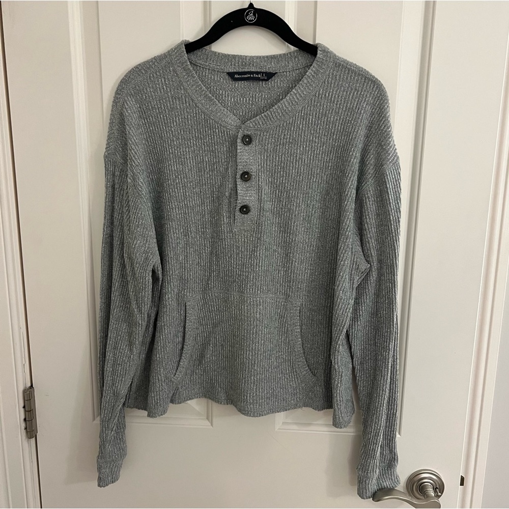 Abercrombie & Fitch Cozy Knit Gray Top
